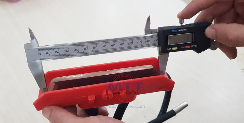 Công ty TNHH MTT Hàn Quốc Đầu chổi điện cầu trục 200A 