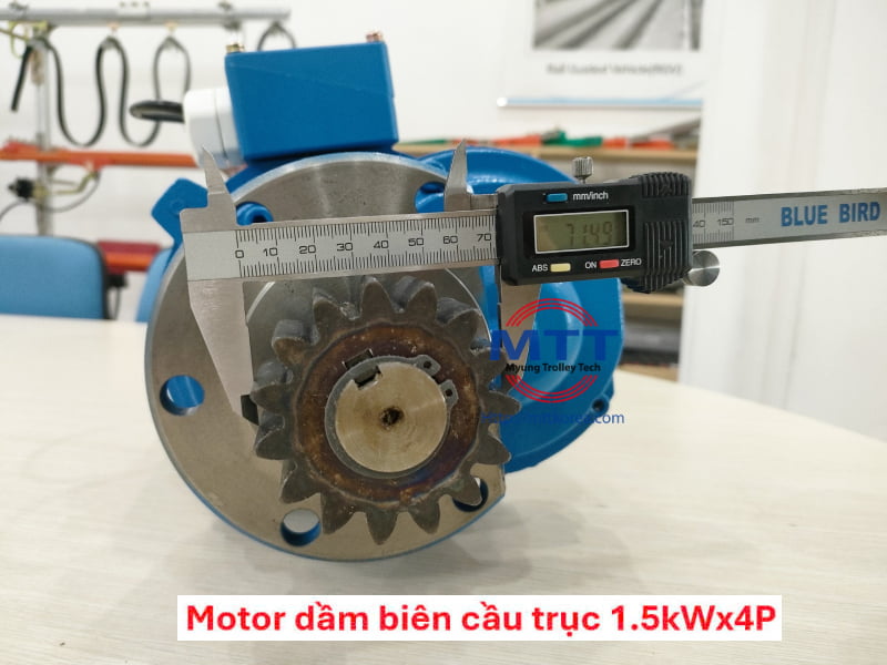 Công ty TNHH MTT Hàn Quốc Motor dầm biên 1.5kwx4P cầu trục 
